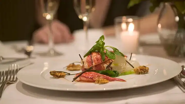 fine dining restaurant 